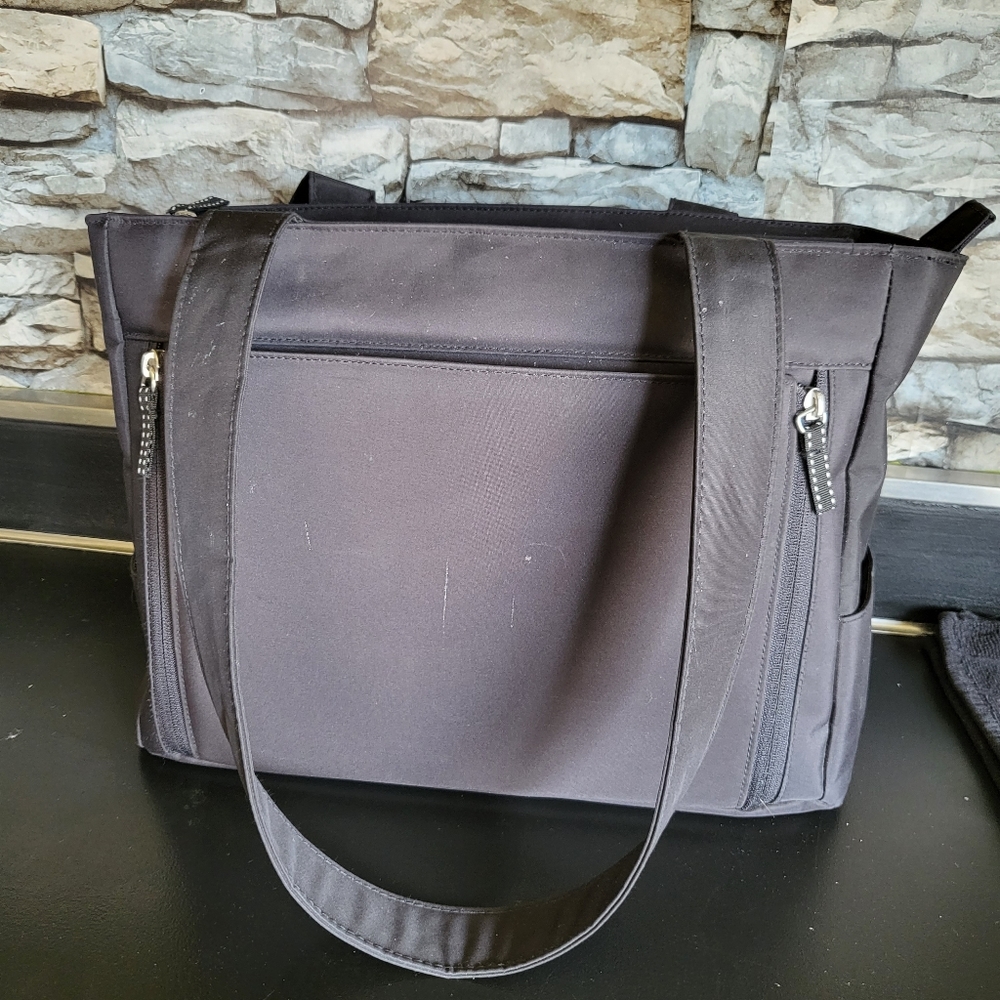 Medela Pump In Style Bag & Cooler Bag